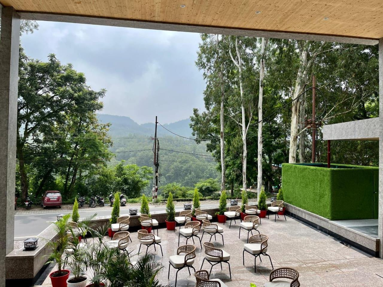 The Prominence Mussoorie Road Dehradun Ξενοδοχείο Εξωτερικό φωτογραφία